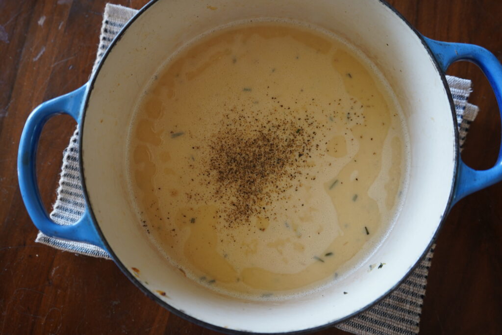 garlic soup with pepper on top